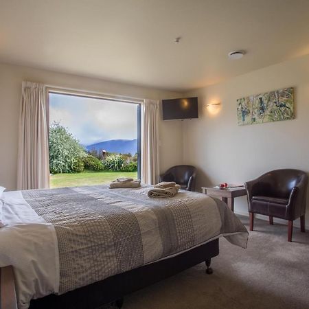 Loch Vista Bed & Breakfast Te Anau Ngoại thất bức ảnh
