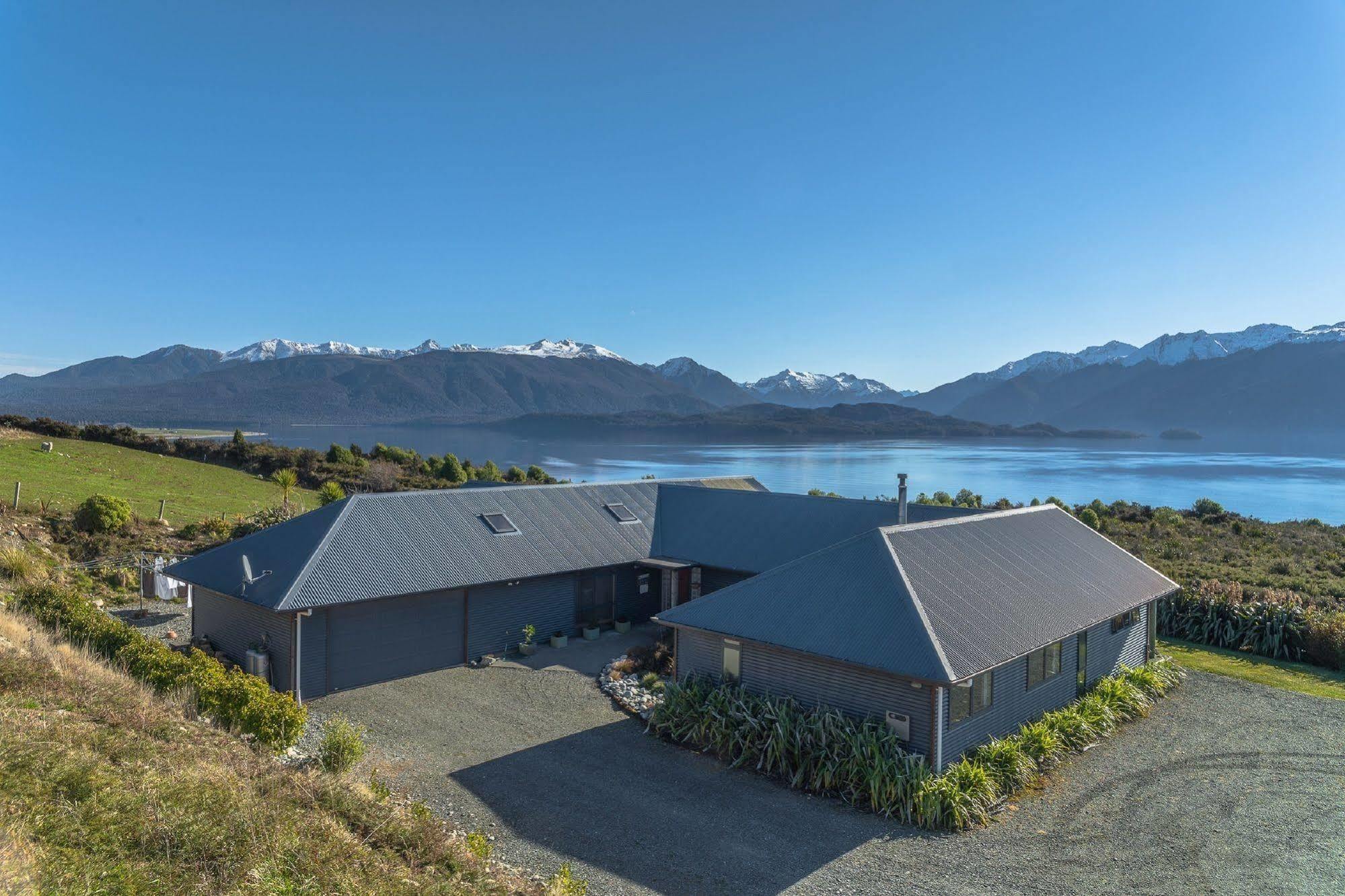 Loch Vista Bed & Breakfast Te Anau Ngoại thất bức ảnh
