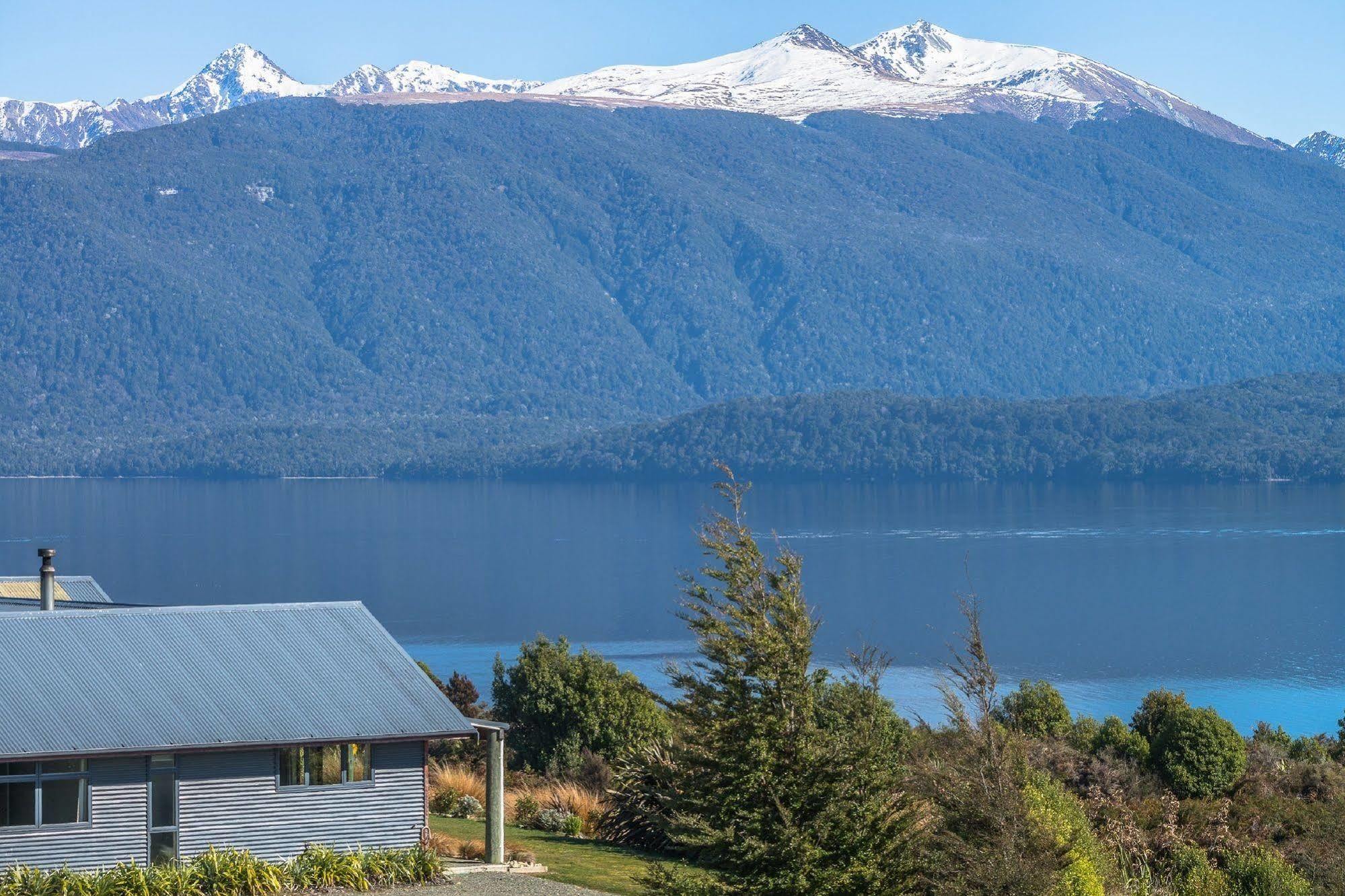 Loch Vista Bed & Breakfast Te Anau Ngoại thất bức ảnh
