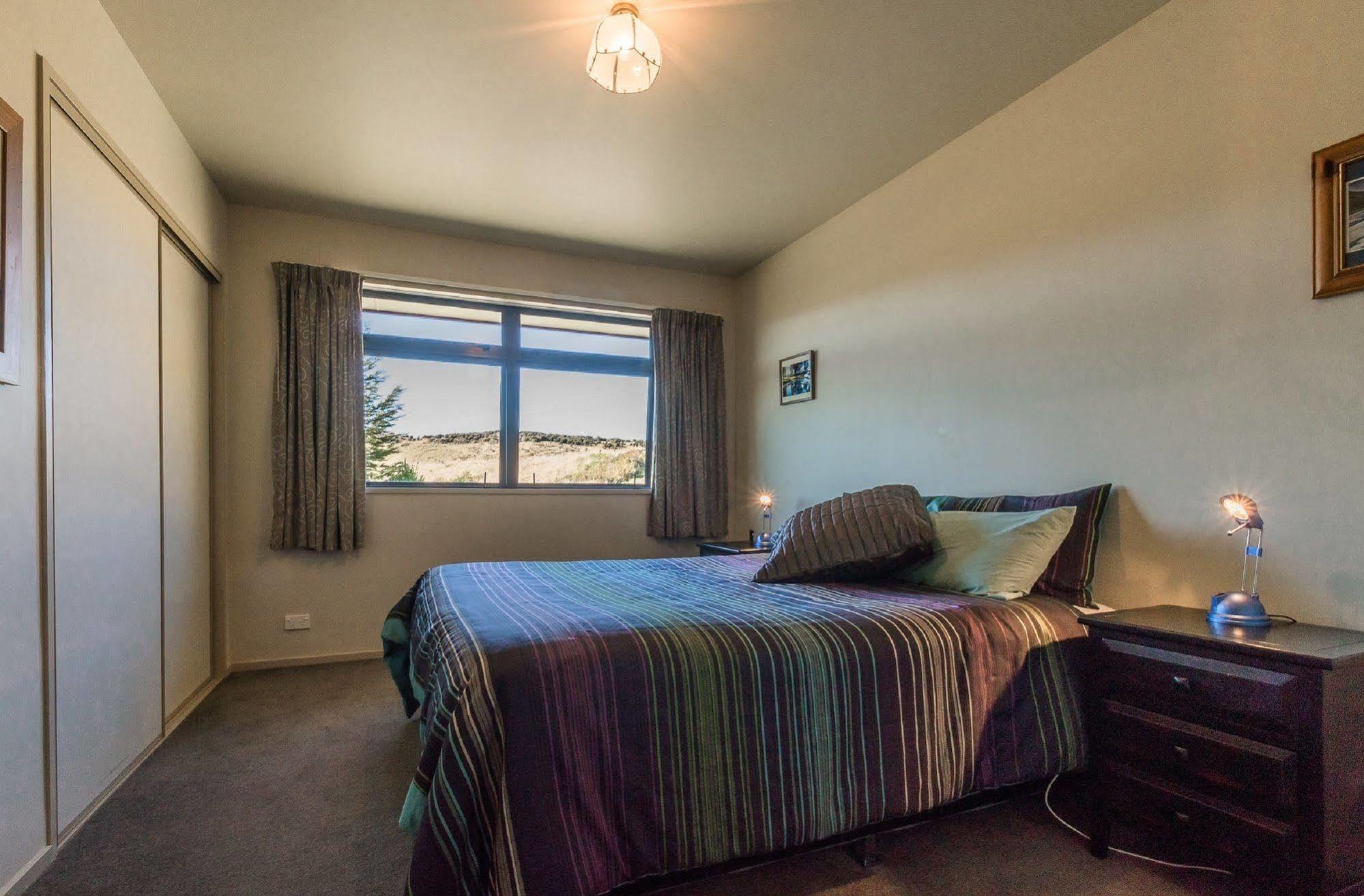 Loch Vista Bed & Breakfast Te Anau Ngoại thất bức ảnh