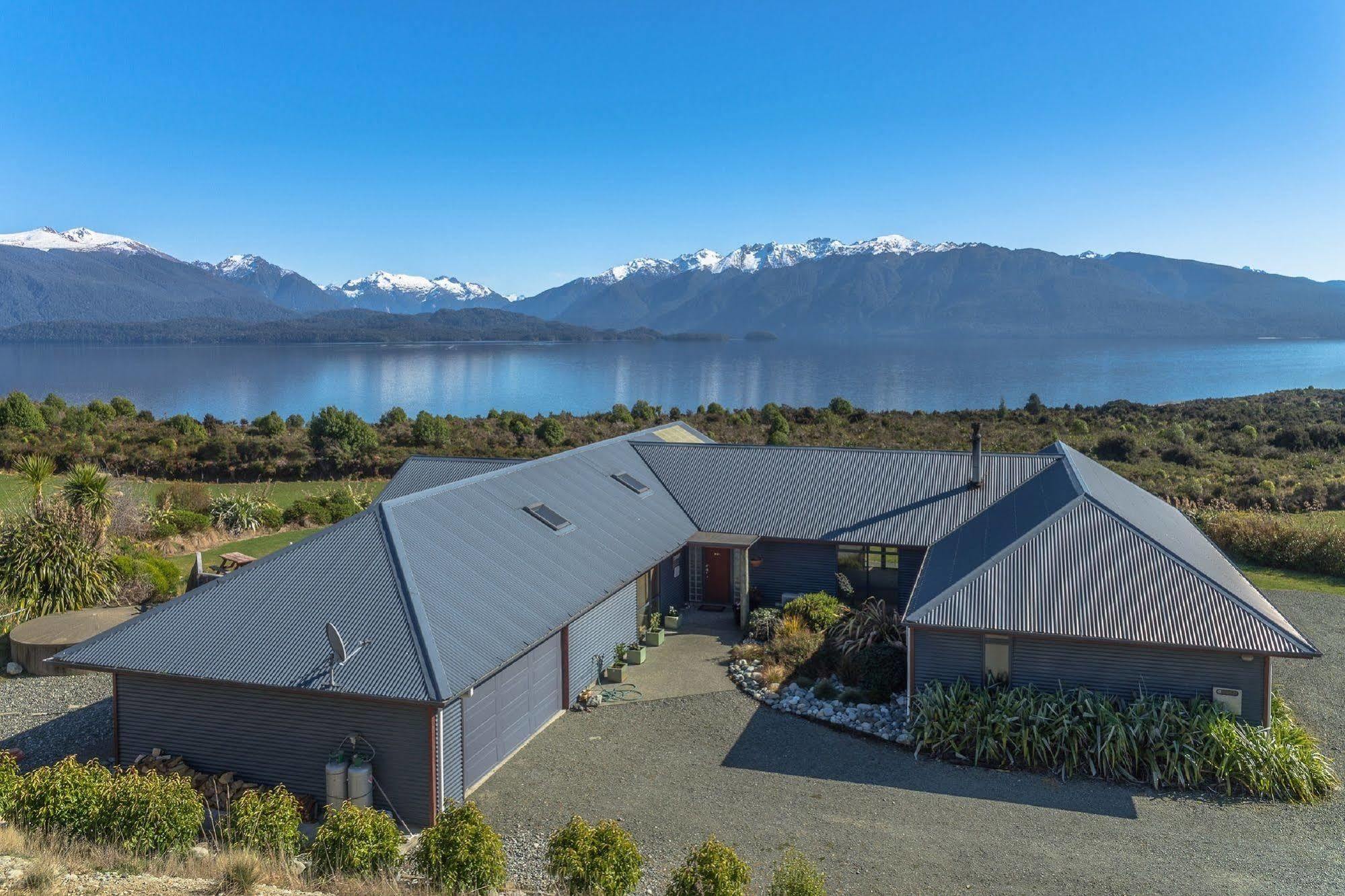 Loch Vista Bed & Breakfast Te Anau Ngoại thất bức ảnh