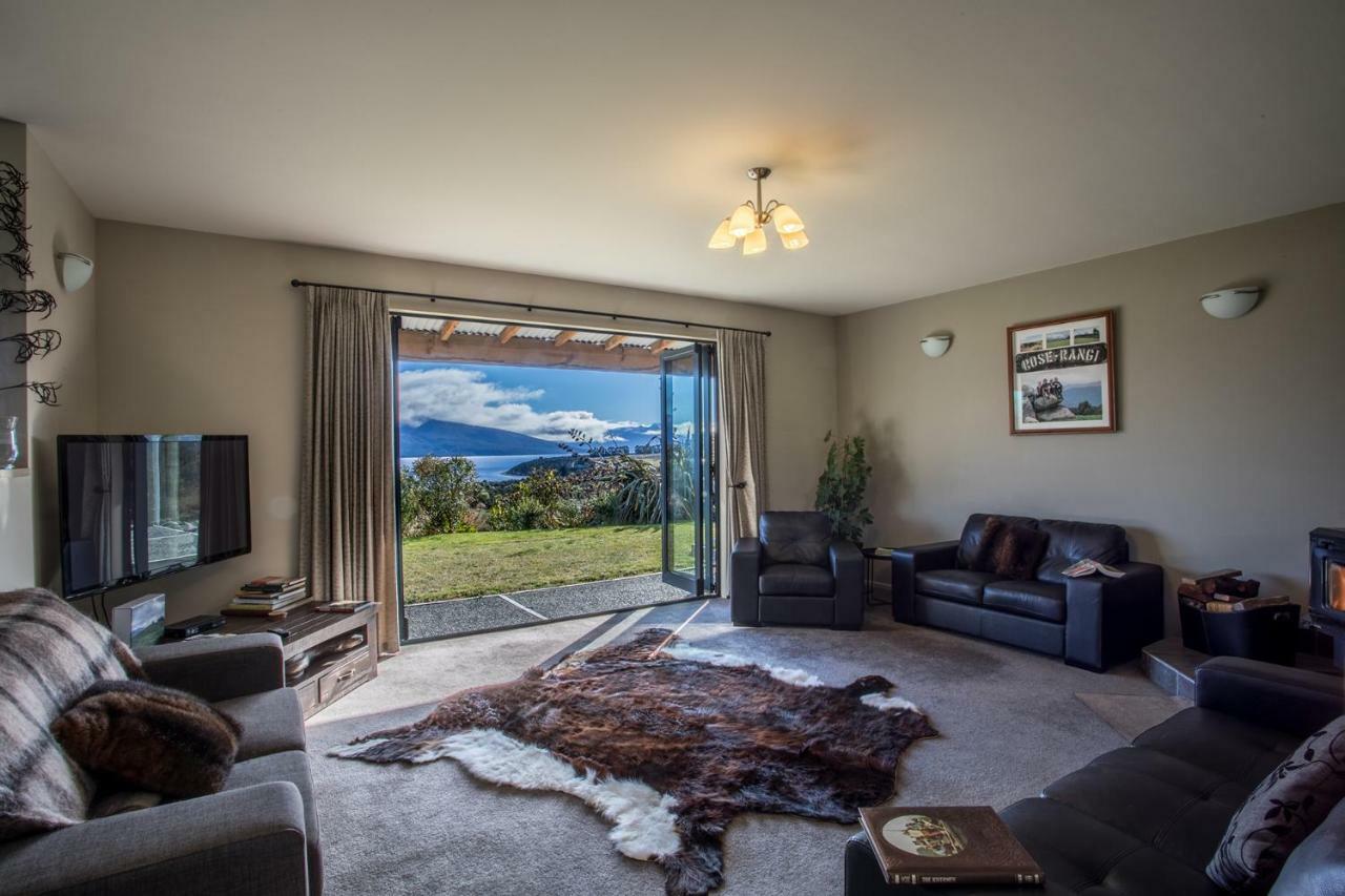 Loch Vista Bed & Breakfast Te Anau Ngoại thất bức ảnh